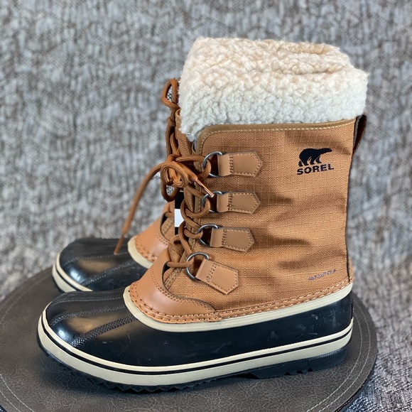 Sorel Winter Carnival Boot Women's size 9 - Picture 3 of 10